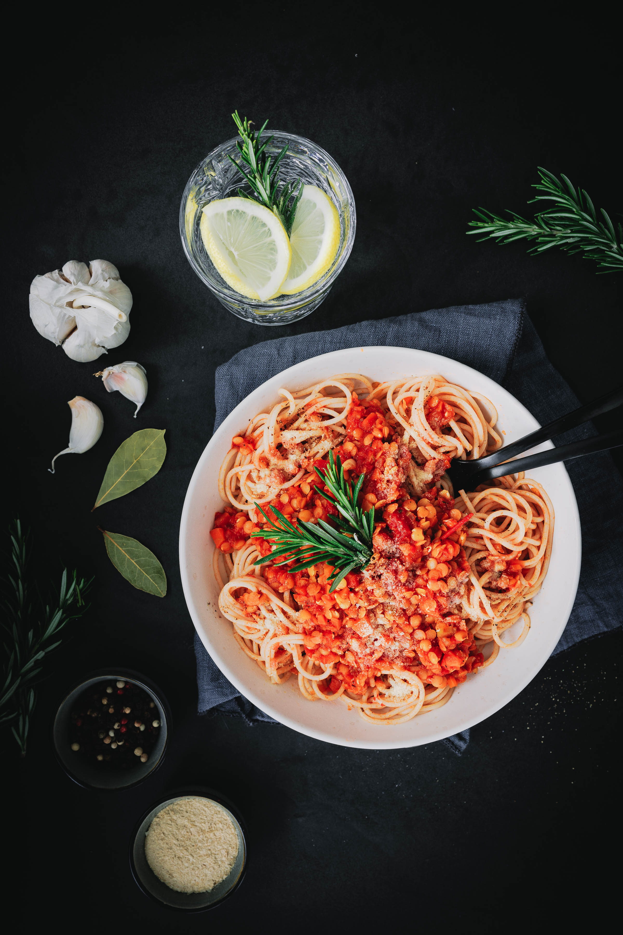 Spaghetti Mit Linsen-Bolognese // Rezept (vegan)